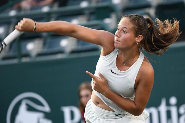 詹姆斯等巨 詹姆斯等巨