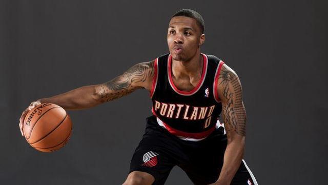 方球员集体 方球员集体