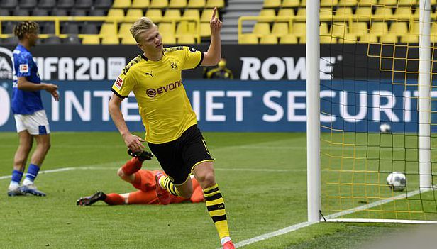 1年短约 1年短约