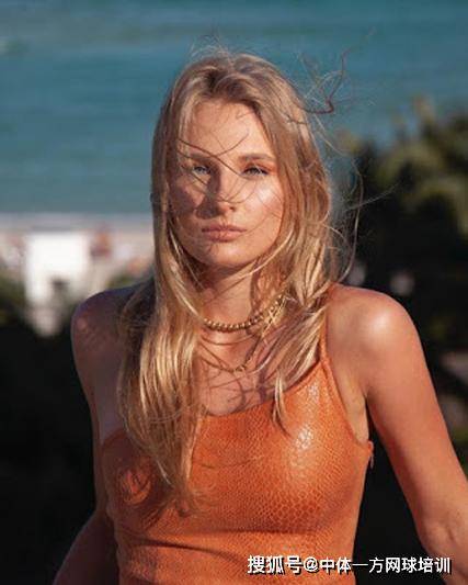 相比之下 相比之下